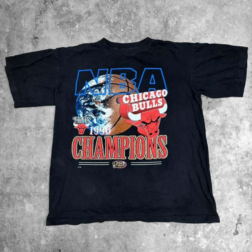 Vintage 1996 Chicago Bulls NBA Champions T-Shirt